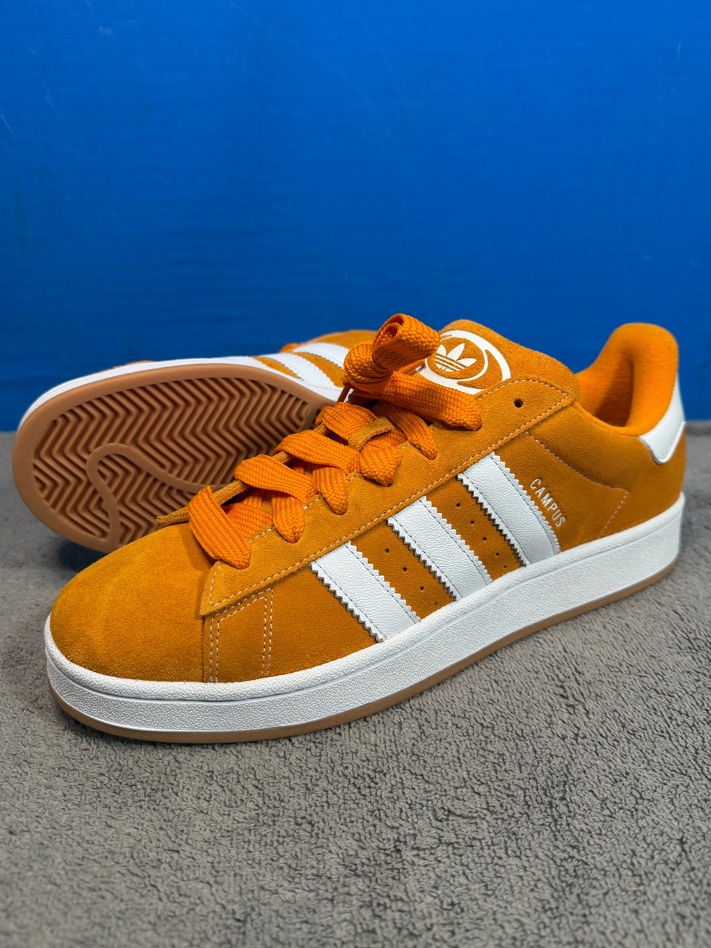 Adidas campus 80s
Brand new